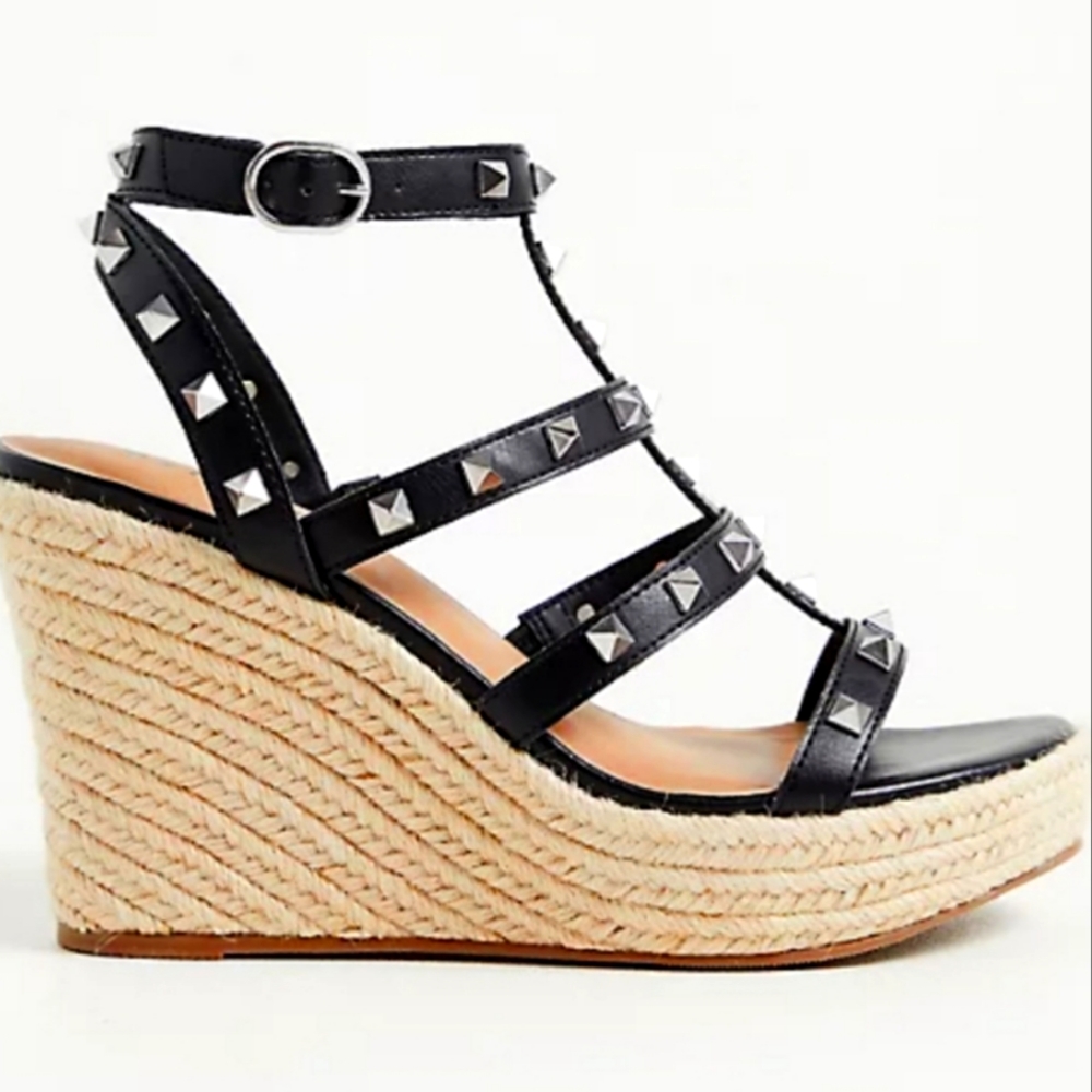 Black Faux Leather Studded Platform Wedge Size 10 Extra (WW)